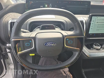 2025 Ford Expedition Platinum - miniatura 21