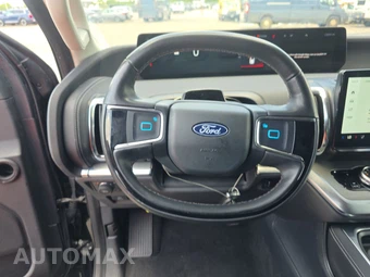 2025 Ford Expedition Platinum - miniatura 10