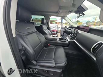 2025 Ford Expedition Platinum - miniatura 19