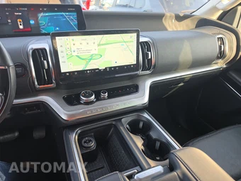 2025 Ford Expedition Platinum - miniatura 11