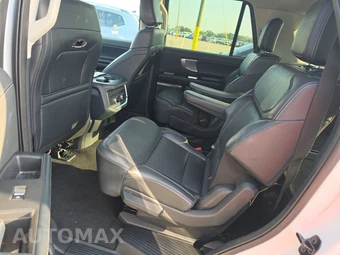 2025 Ford Expedition Platinum - miniatura 13