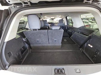 2025 Ford Expedition Platinum - miniatura 17