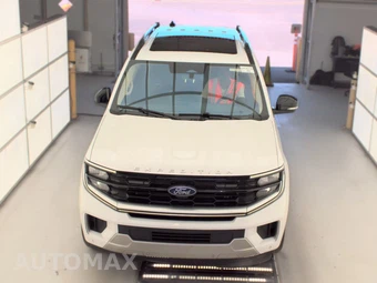2025 Ford Expedition Platinum - miniatura 2