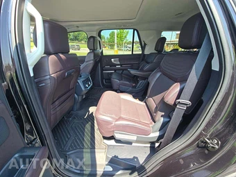 2025 Ford Expedition Platinum - miniatura 13