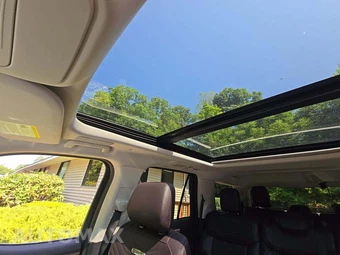 2025 Ford Expedition Platinum - miniatura 11