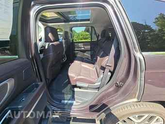 2025 Ford Expedition Platinum - miniatura 13