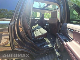 2025 Ford Expedition Platinum - miniatura 17
