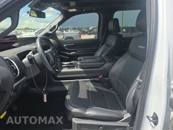 2025 Ford Expedition Platinum - miniatura 7