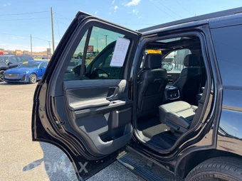 2025 Ford Expedition Platinum - miniatura 32