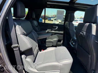 2025 Ford Expedition Platinum - miniatura 40