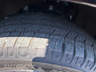 2025 Ford Expedition Platinum - miniatura 54