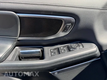 2025 Ford Expedition Platinum - miniatura 9