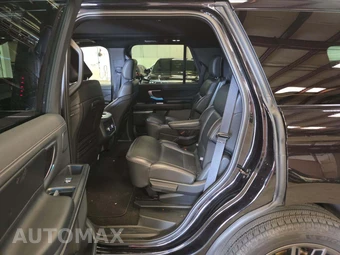 2025 Ford Expedition Platinum - miniatura 13