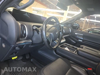 2025 Ford Expedition TREMOR - miniatura 11