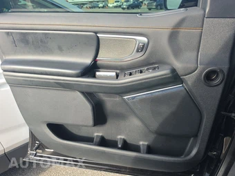 2025 Ford Expedition TREMOR - miniatura 9