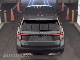 2025 Ford Explorer Active - miniatura 5