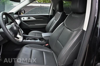 2025 Ford Explorer Active - miniatura 11