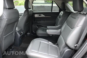 2025 Ford Explorer Active - miniatura 15
