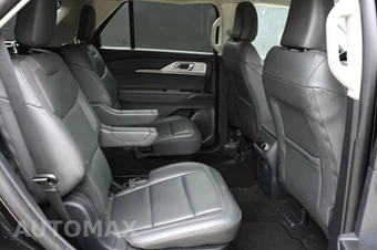 2025 Ford Explorer Active - miniatura 16