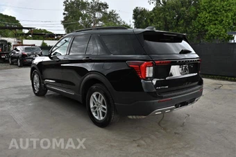 2025 Ford Explorer Active - miniatura 3