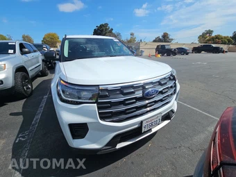 2025 Ford Explorer Active - miniatura 2
