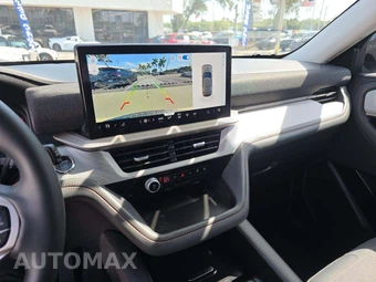 2025 Ford Explorer Active - miniatura 10
