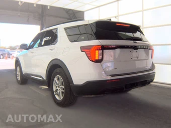 2025 Ford Explorer Active - miniatura 8