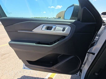 2025 Ford Explorer Active - miniatura 15