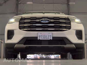 2025 Ford Explorer Active - miniatura 3
