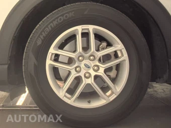 2025 Ford Explorer Active - miniatura 9