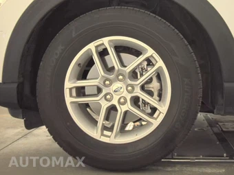 2025 Ford Explorer Active - miniatura 9