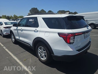 2025 Ford Explorer Active - miniatura 6