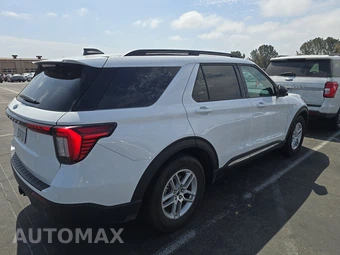 2025 Ford Explorer Active - miniatura 4