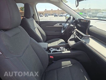 2025 Ford Explorer Active - miniatura 8