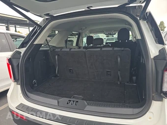2025 Ford Explorer Active - miniatura 18