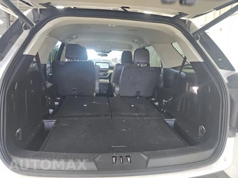 2025 Ford Explorer Active - miniatura 11