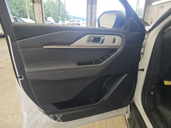 2025 Ford Explorer Active - miniatura 19