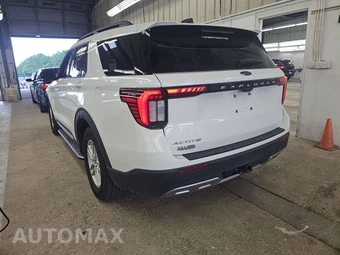 2025 Ford Explorer Active - miniatura 2