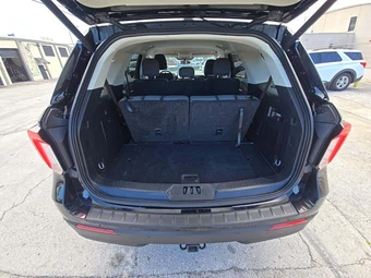 2025 Ford Explorer Active - miniatura 12