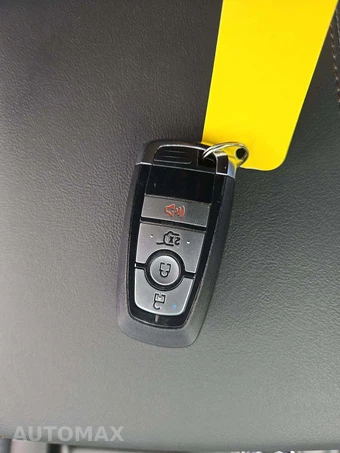 2025 Ford Explorer Active - miniatura 5