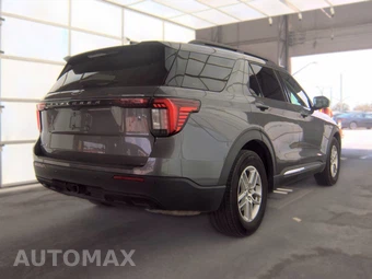 2025 Ford Explorer Active - miniatura 5