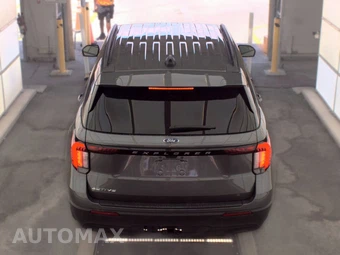 2025 Ford Explorer Active - miniatura 6