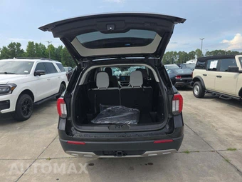 2025 Ford Explorer Active - miniatura 12