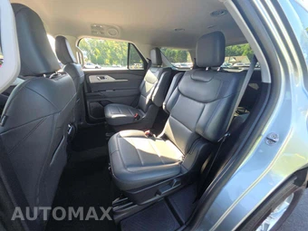 2025 Ford Explorer Active - miniatura 10