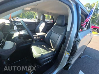 2025 Ford Explorer Active - miniatura 3