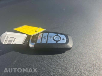 2025 Ford Explorer Active - miniatura 5