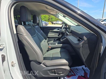 2025 Ford Explorer Active - miniatura 19