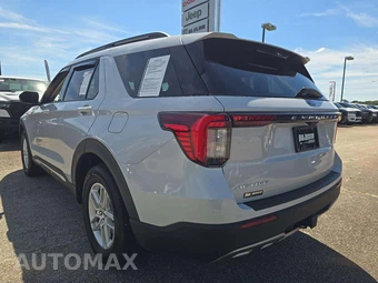 2025 Ford Explorer Active - miniatura 2