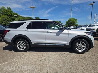 2025 Ford Explorer Active - miniatura 4
