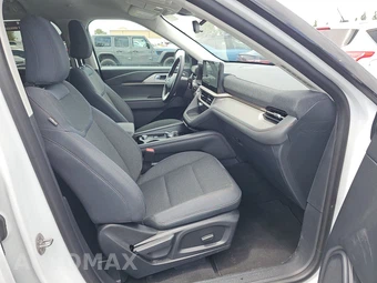 2025 Ford Explorer Active - miniatura 8